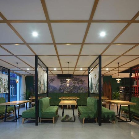 Baian Art Hotel Luzhou Exterior photo