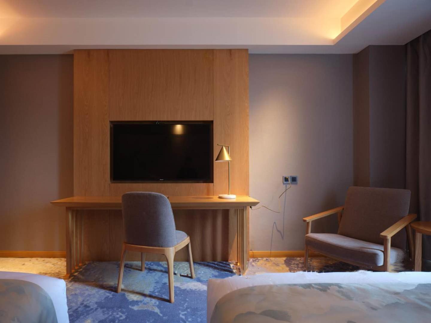 Baian Art Hotel Luzhou Exterior photo